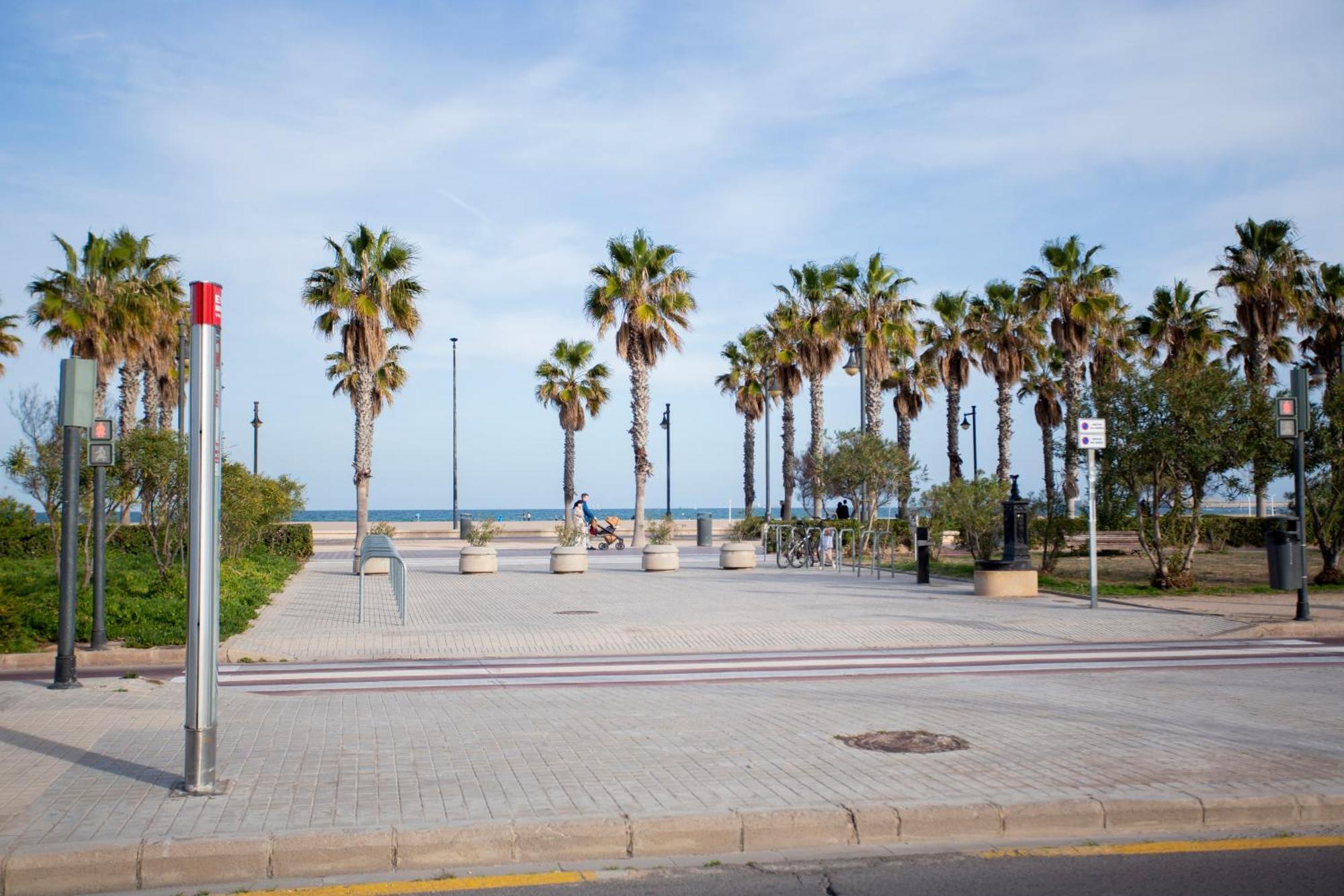 Cabanyal Beach House Valencia Exterior photo