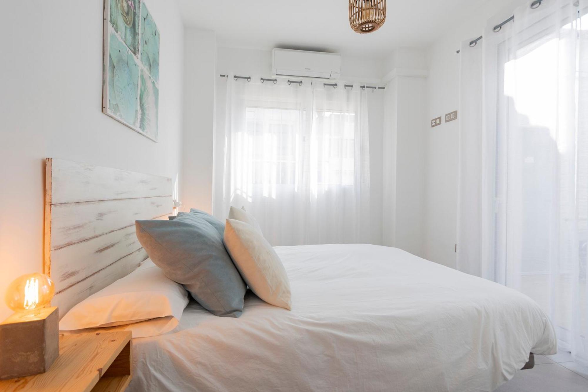 Cabanyal Beach House Valencia Exterior photo